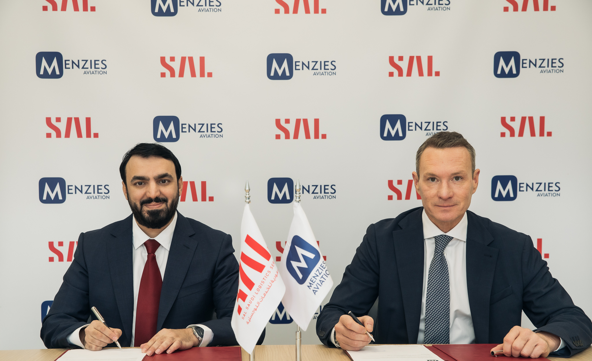 SAL Saudi Logistics Services and Menzies Aviation sign MoU to collaboratively deliver world-class passenger handling services for Low-cost carriers at Saudi airports